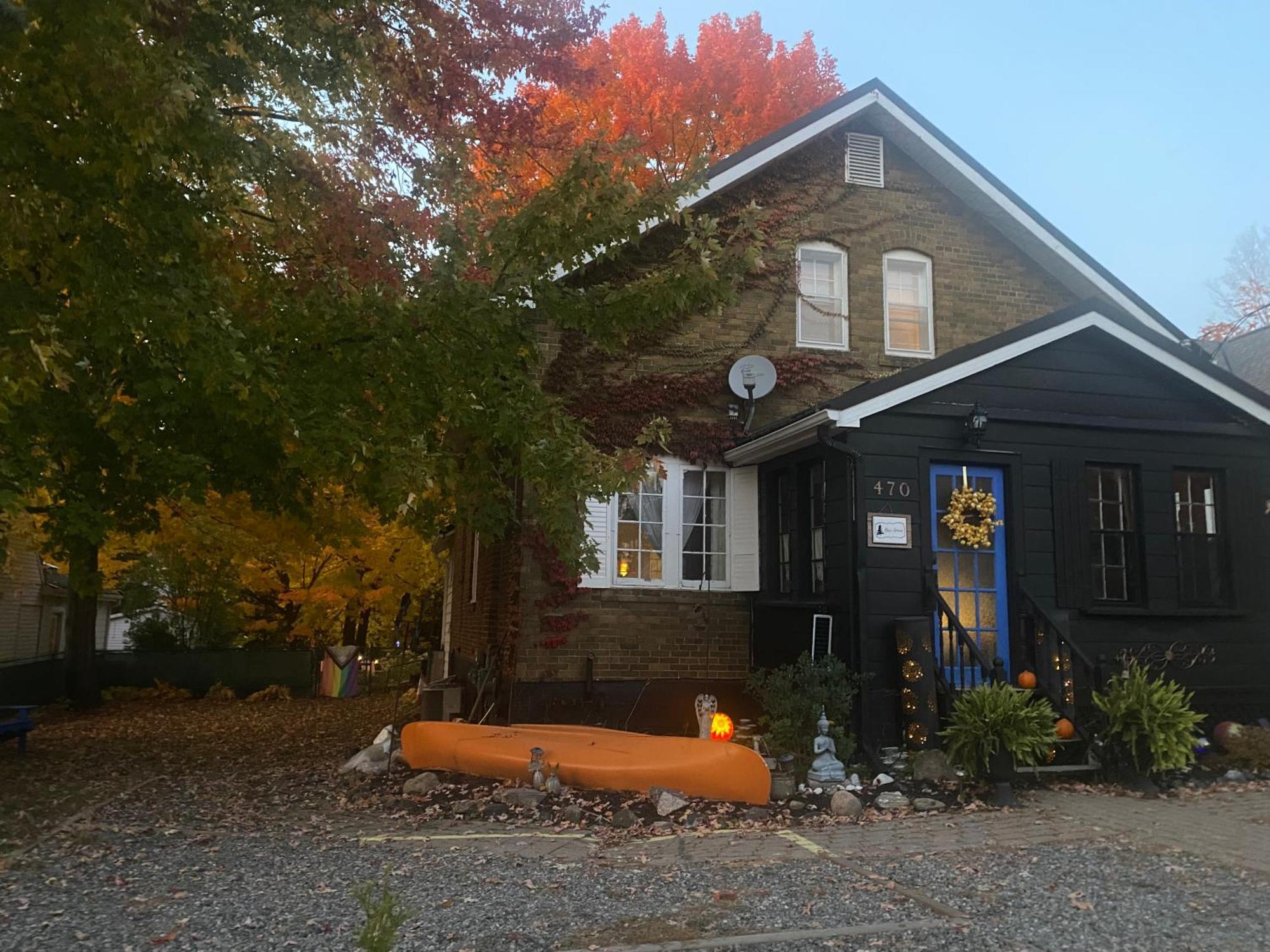 Blue Spruce Bed And Breakfast Muskoka Gravenhurst Luaran gambar